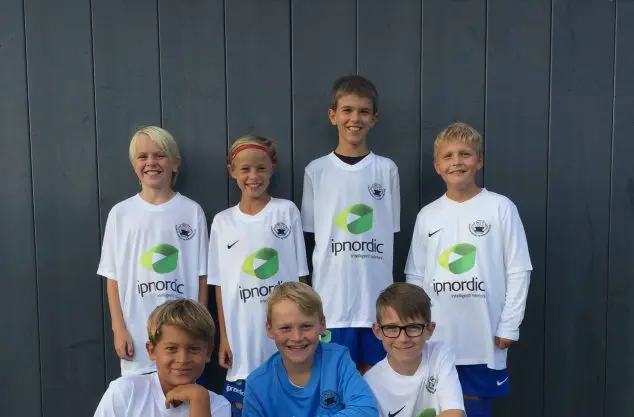 U11 hold 2_web