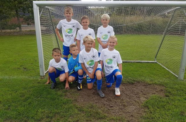 U10 hold 1